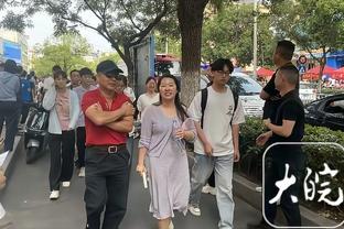 巴萨主场对阵赫罗纳现场观众人数：42848人